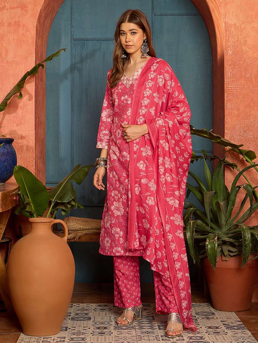 women printed three quarter sleeve kurta pant with dupatta set - 22513558 -  Standard Image - 2