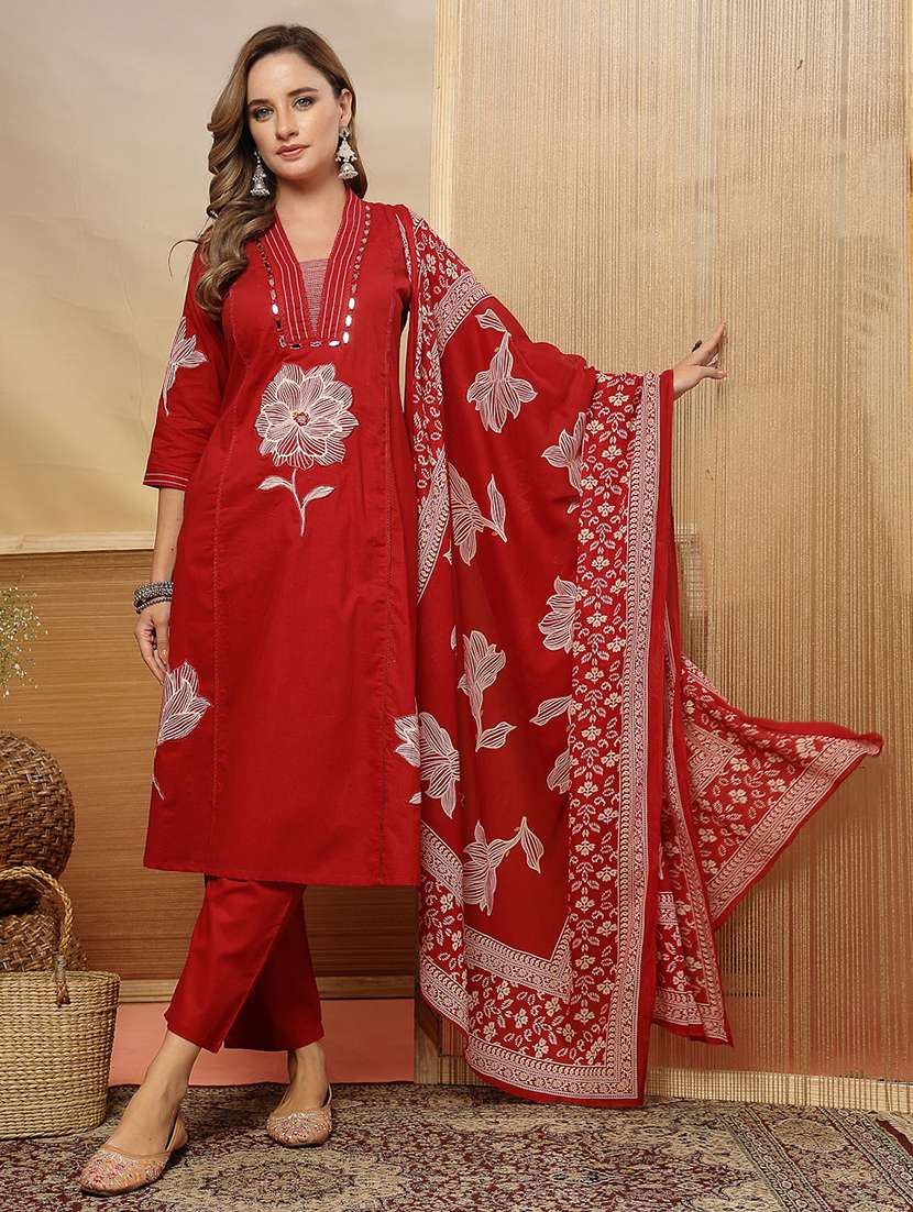 women embroidered three quarter sleeve kurta pant with dupatta set
