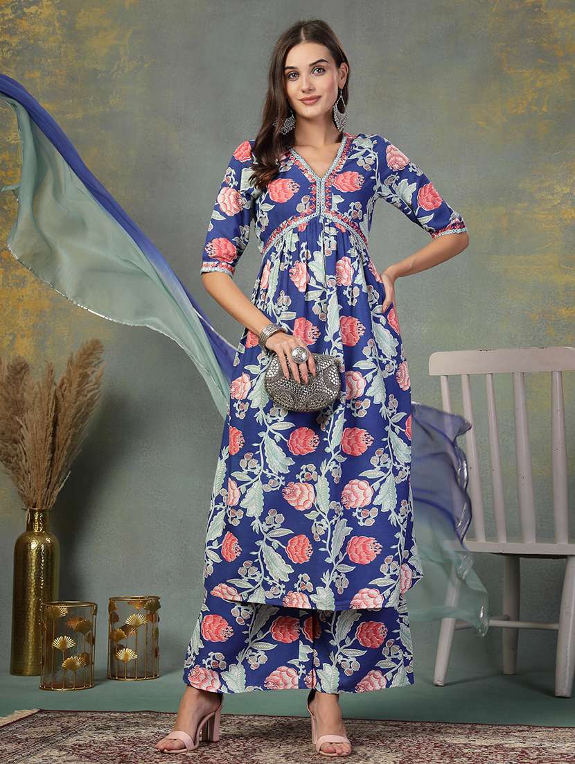 women printed v neck kurta and palazzo set with dupatta