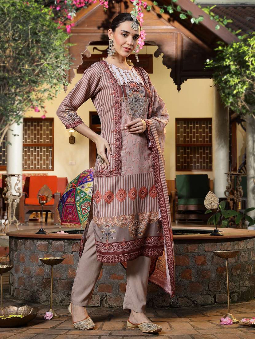 Women Printed Round Neck Kurta And Pant Set With Dupatta - 22513851 -  Standard Image - 2