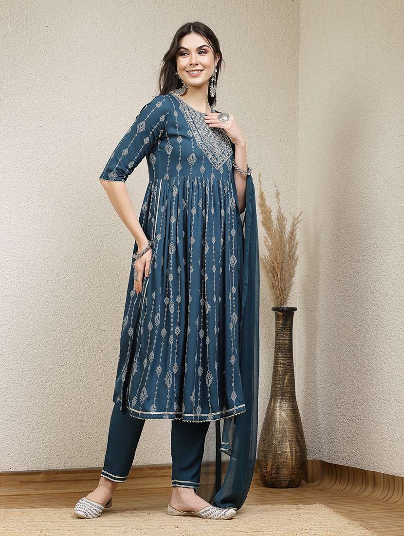 women printed round neck kurta and pant set with dupatta - 22513867 -  Standard Image - 2