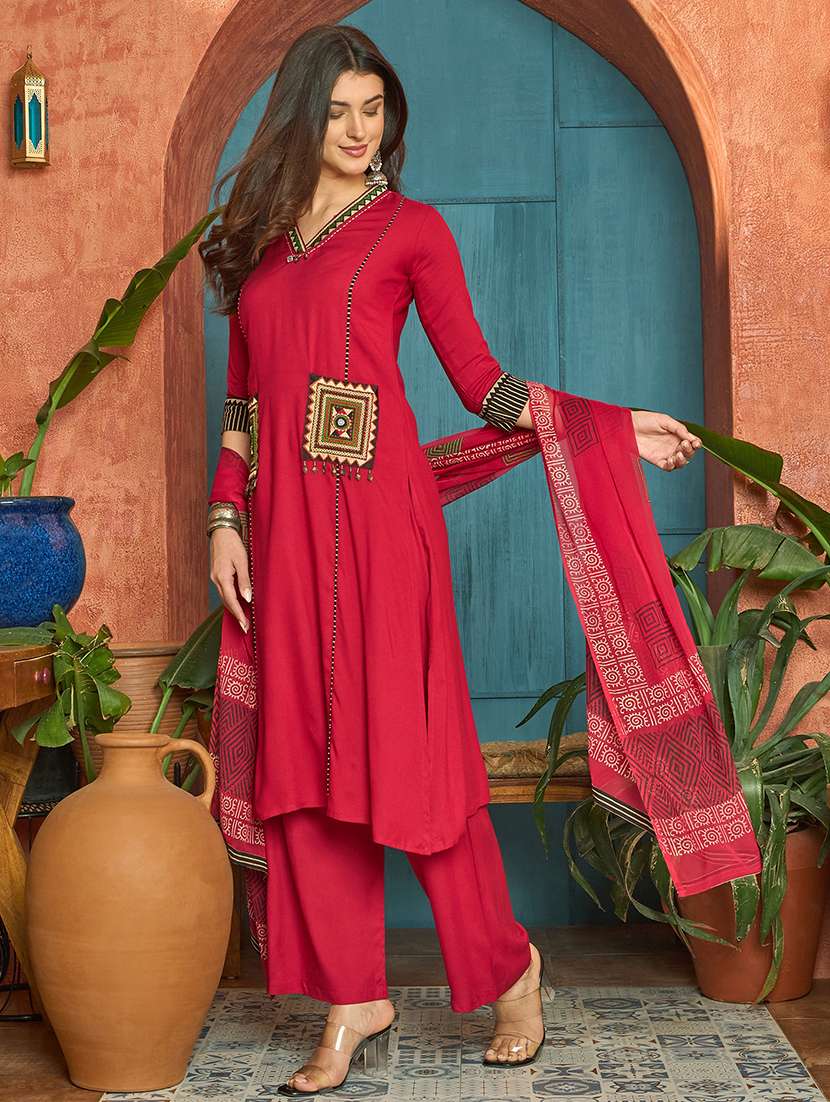 women printed three quarter sleeves kurta pant set with dupatta - 22513924 -  Standard Image - 2