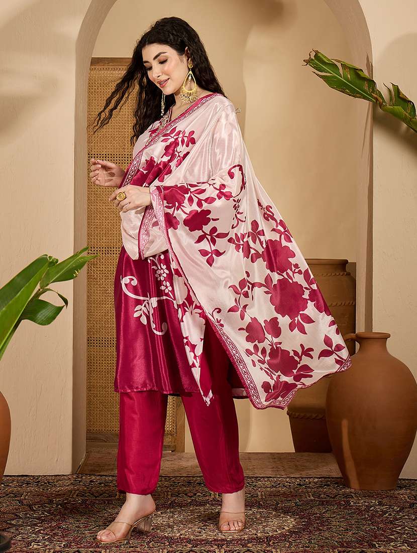 women printed three quarter sleeves kurta pant set with dupatta - 22513958 -  Standard Image - 2