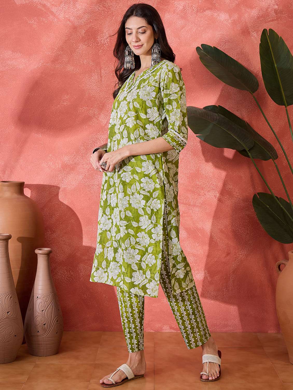 women printed three quarter sleeves kurta pant set  - 22514089 -  Standard Image - 2