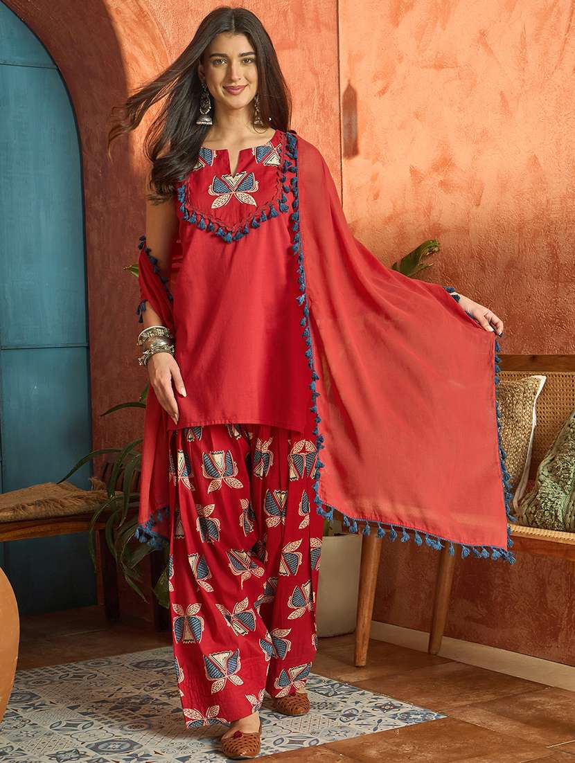 women printed sleeveless kurta farshi salwar with dupatta set