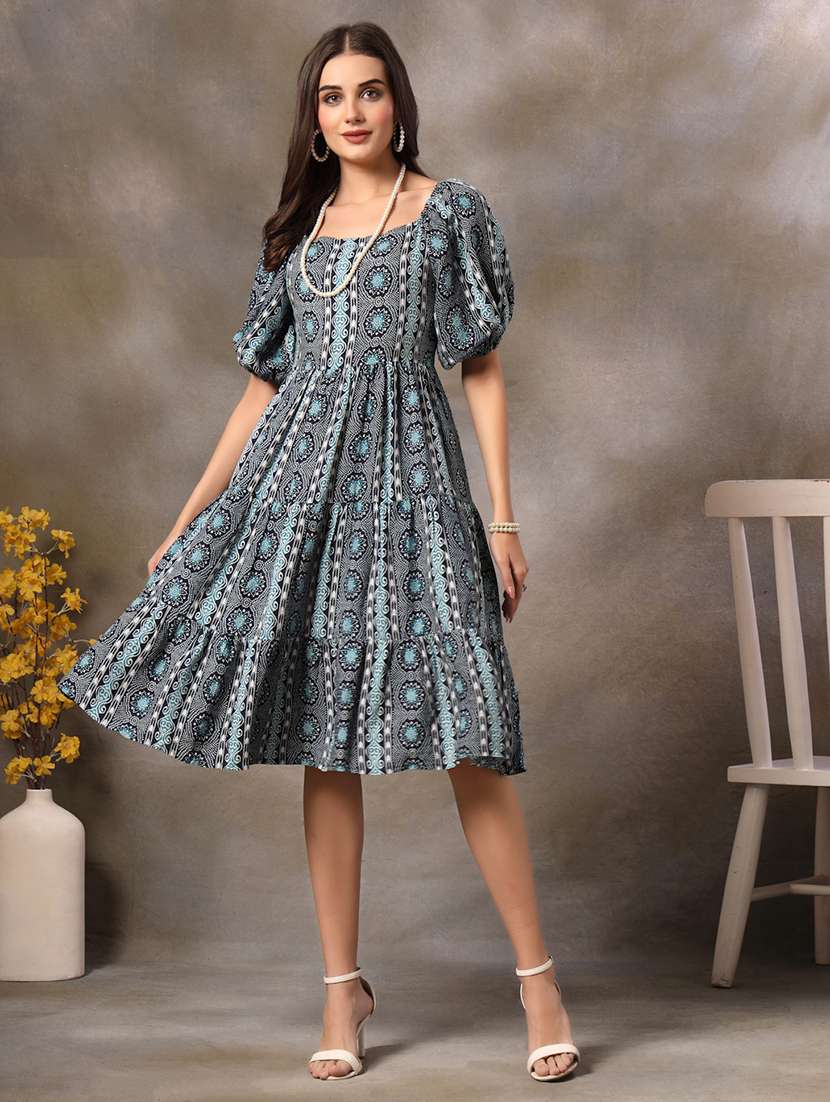 women printed puff sleeves tiered dress - 22514697 -  Standard Image - 2