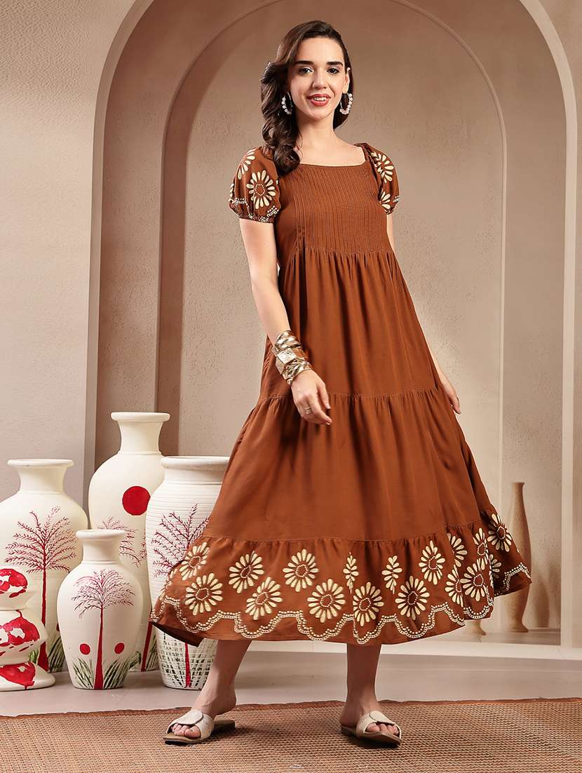 women printed square neck tiered dress - 22514765 -  Standard Image - 2