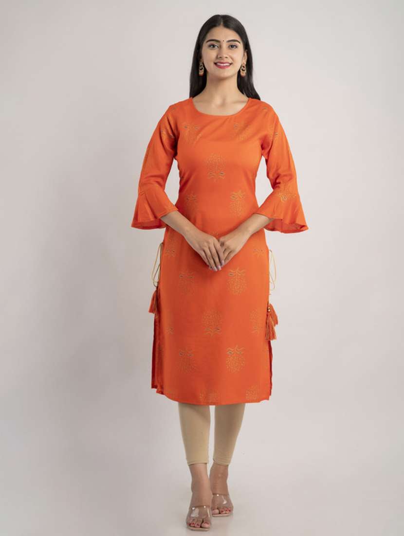 women printed three quarter sleeve straight kurta
