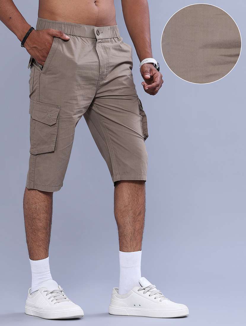 Men Solid Mid Rise Three Fourth Cargo Shorts - 22516130 -  Standard Image - 2