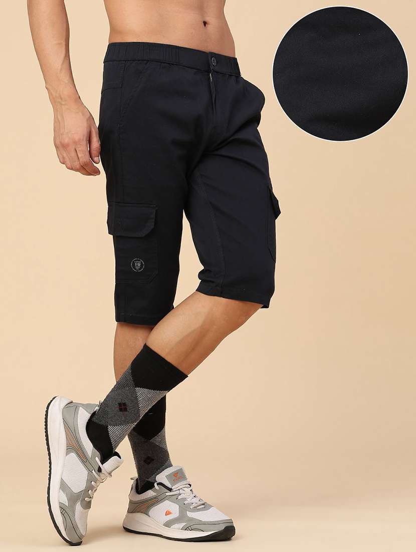 Men Solid Mid Rise Three Fourth Cargo Shorts - 22516132 -  Standard Image - 2