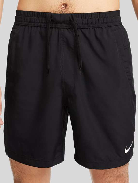 men solid mid rise sports shorts