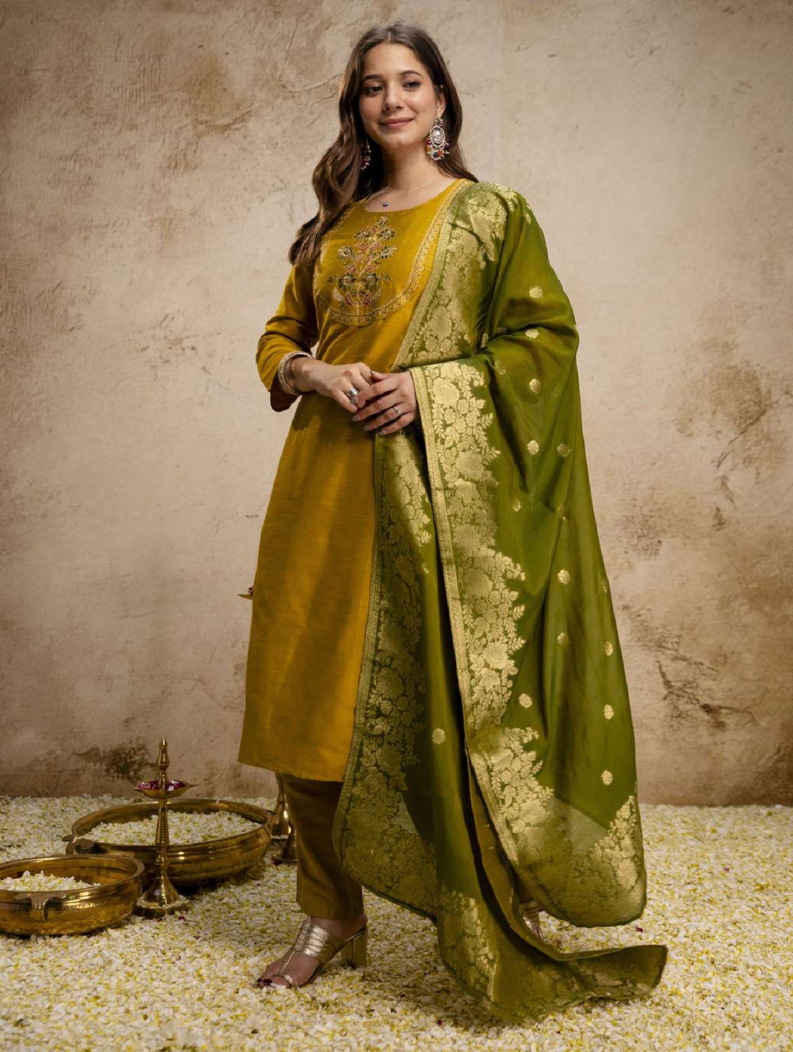 women embroidered three quarter sleeve kurta pant with dupatta set - 22518510 -  Standard Image - 2