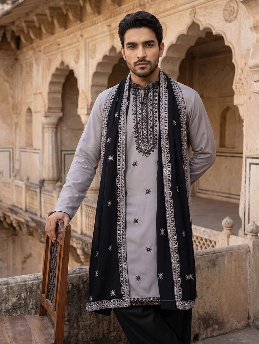 men embroidered mandarin neck long kurta