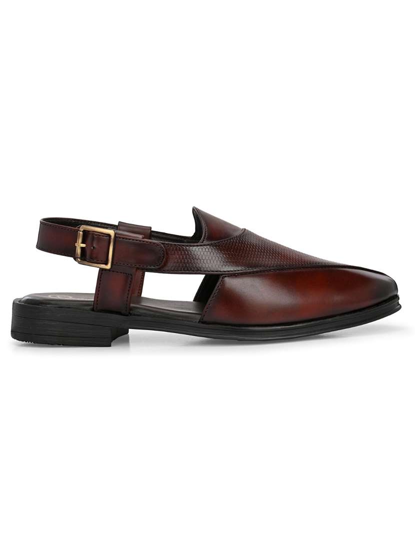 men solid back strap sandal - 22520795 -  Standard Image - 2