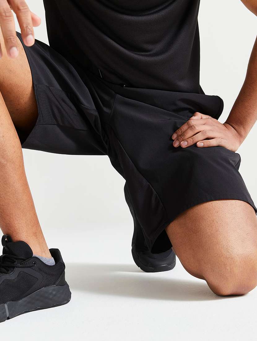 men solid mid rise regular fit sport shorts - 22520867 -  Standard Image - 2