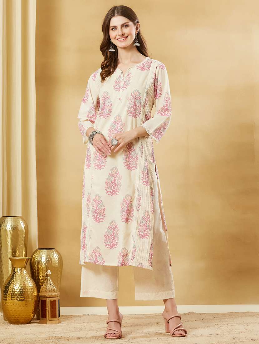 women printed three quarter sleeves kurta pant set with dupatta - 22521172 -  Standard Image - 2