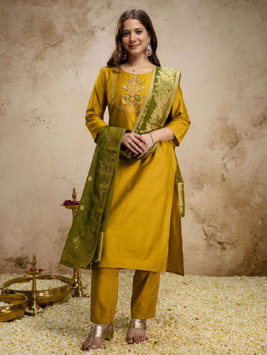 women embroidered three quarter sleeves kurta pant set with dupatta - 22522528 -  Standard Image - 2