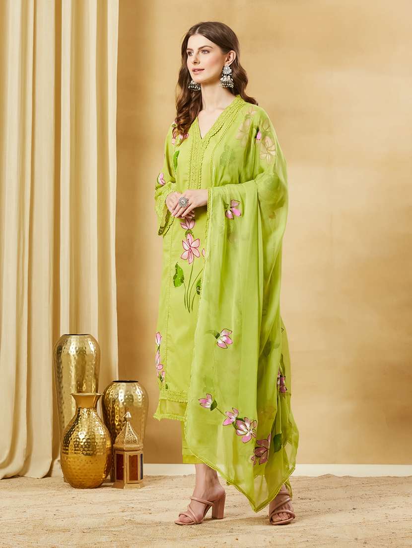 Women Printed Long Sleeves Kurta Pant Set With Dupatta - 22522536 -  Standard Image - 2