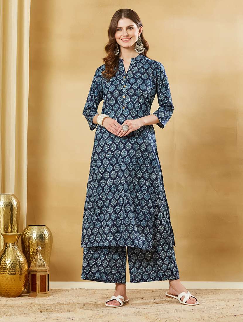 Women Printed Three Quarter Sleeves Kurta Palazzo Set - 22522538 -  Standard Image - 2