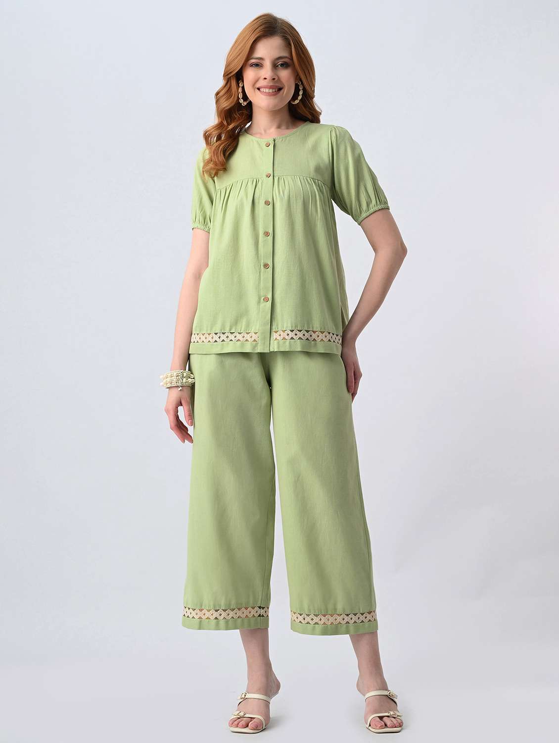 women solid short sleeve top & trouser set co-ord