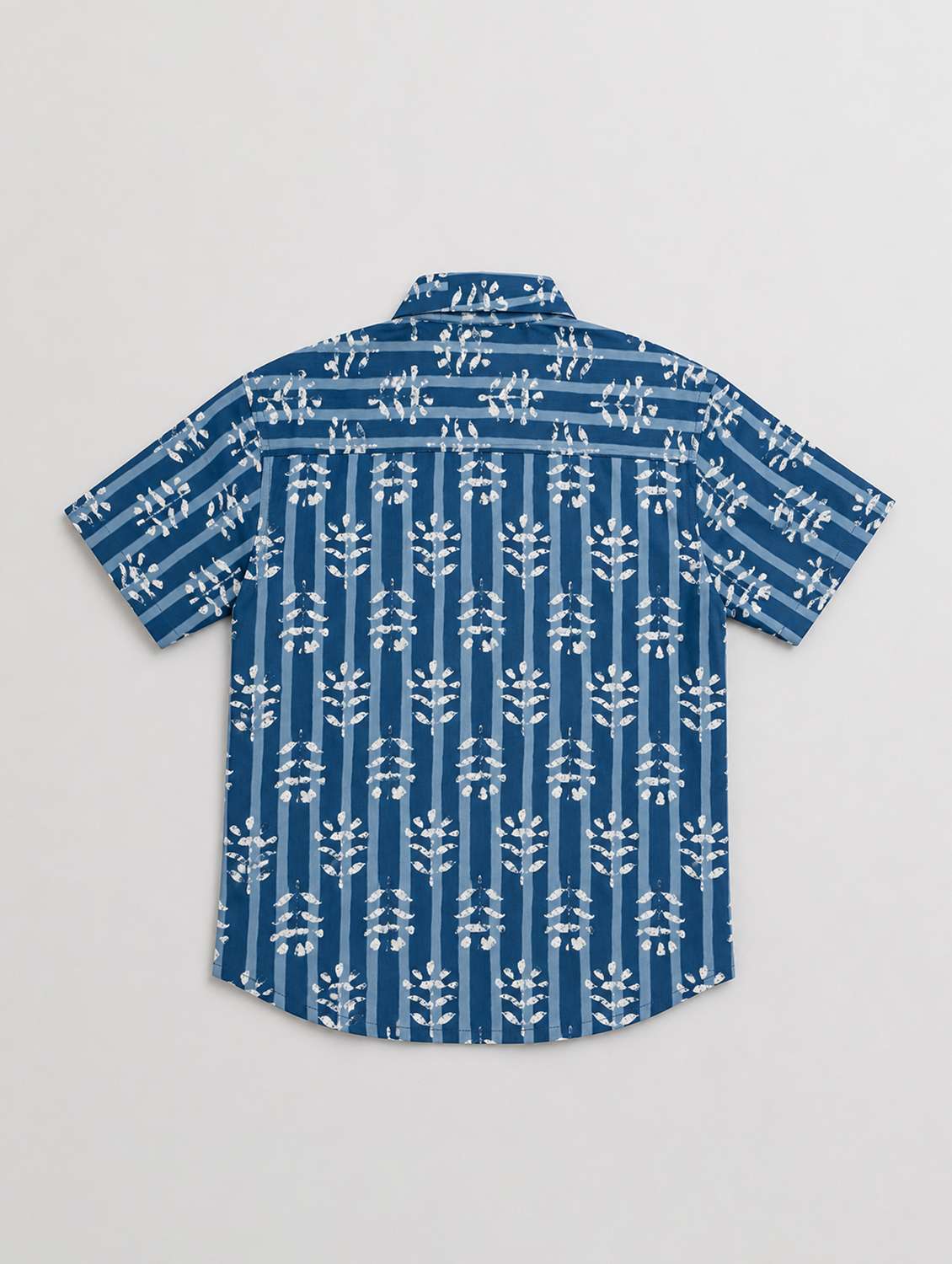 boys printed short sleeves shirt - 22522675 -  Standard Image - 2
