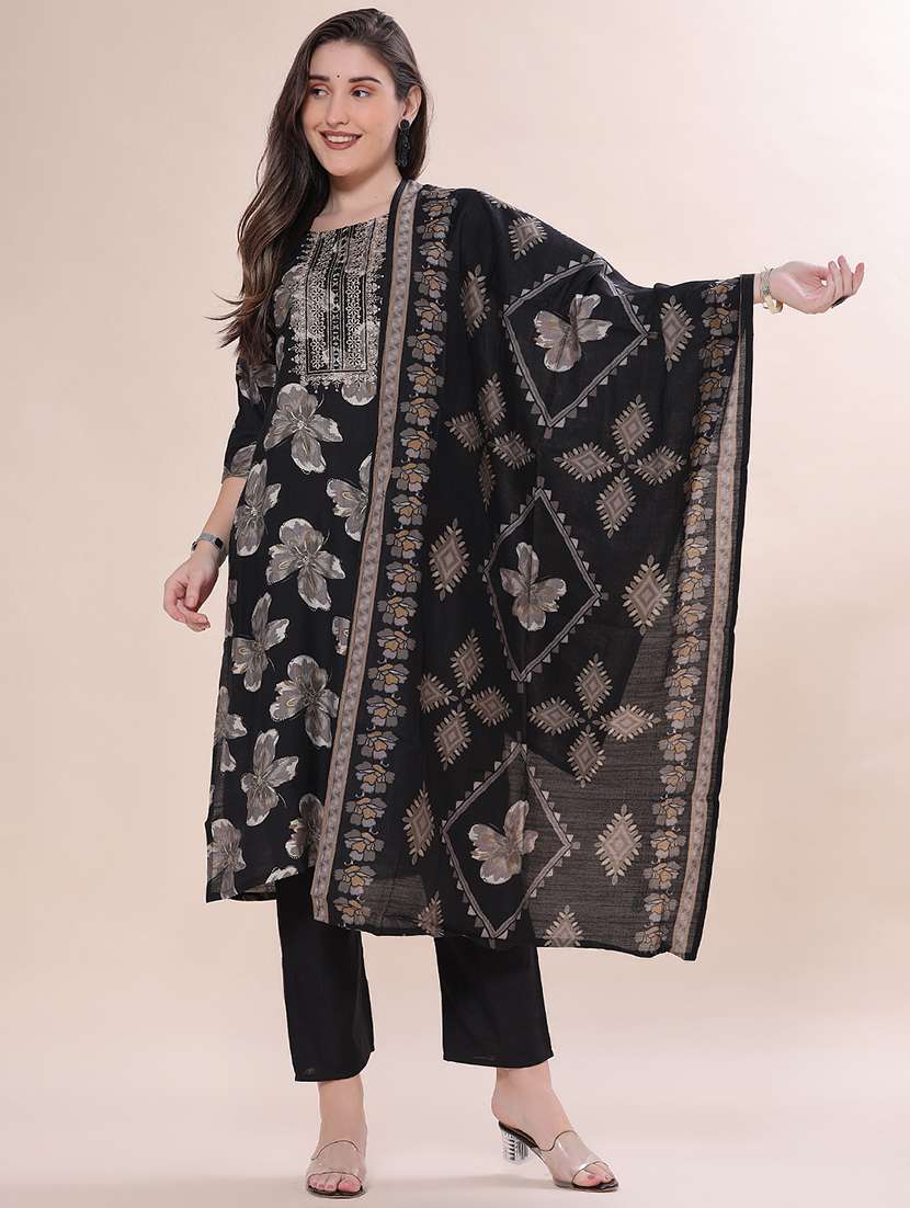 Women Printed Three Quarter Sleeves Kurta Pant With Dupatta Set - 22524145 -  Standard Image - 2