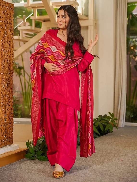 women solid long sleeve kurta salwar with dupatta set - 22524467 -  Standard Image - 2