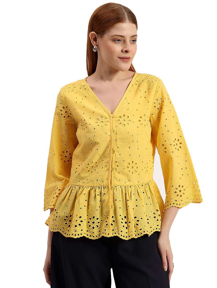 women self design v neck peplum top