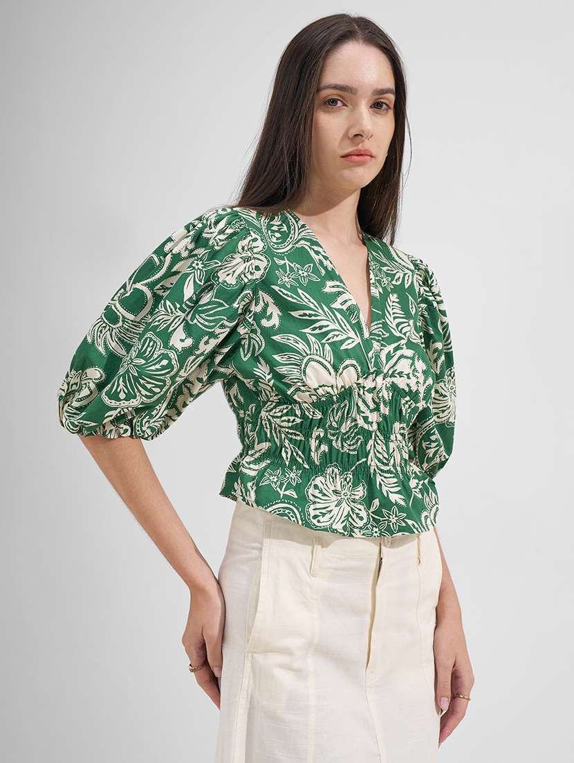 women printed v neck puff sleeves crop top - 22526990 -  Standard Image - 2