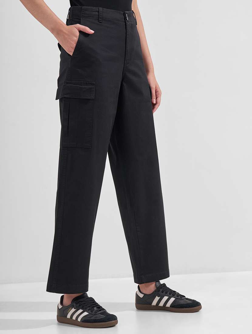 women solid mid rise cargo pants - 22527050 -  Standard Image - 2