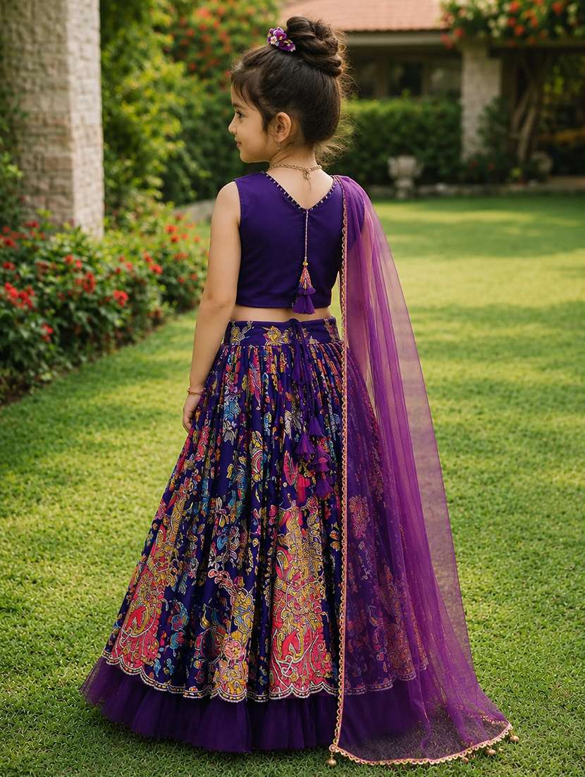 girls printed v neck lehenga choli set - 22527102 -  Standard Image - 2