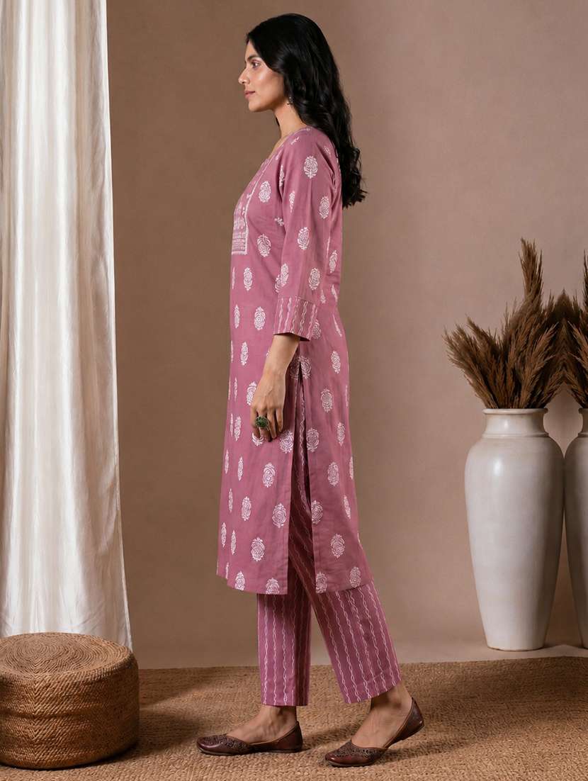 women printed three quarter sleeve kurta pant with dupatta set - 22527577 -  Standard Image - 2