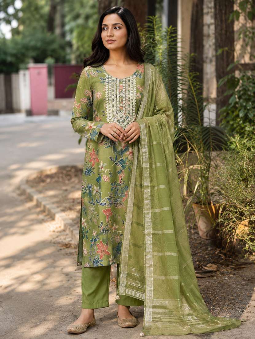 women printed three quarter sleeves kurta and pant set with dupatta - 22527686 -  Standard Image - 2