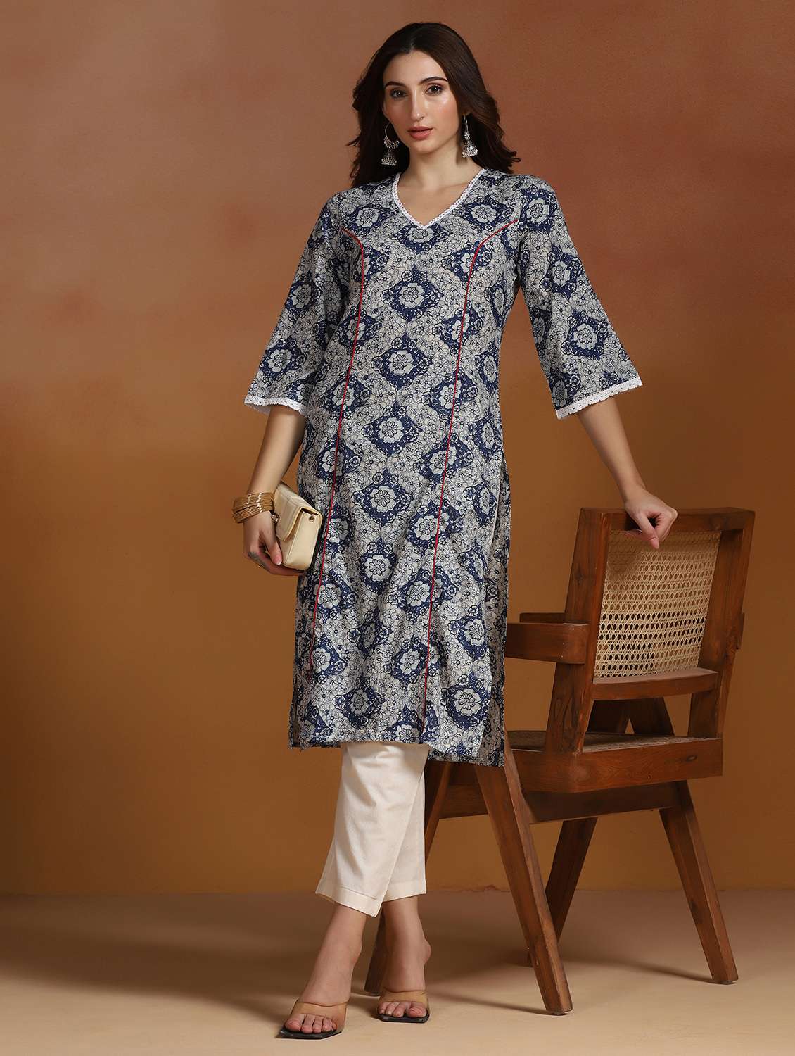 women printed three quarter sleeves straight kurta