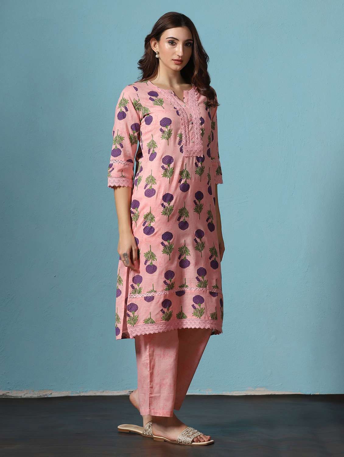 women printed three quarter sleeves kurta and pant set - 22527749 -  Standard Image - 2