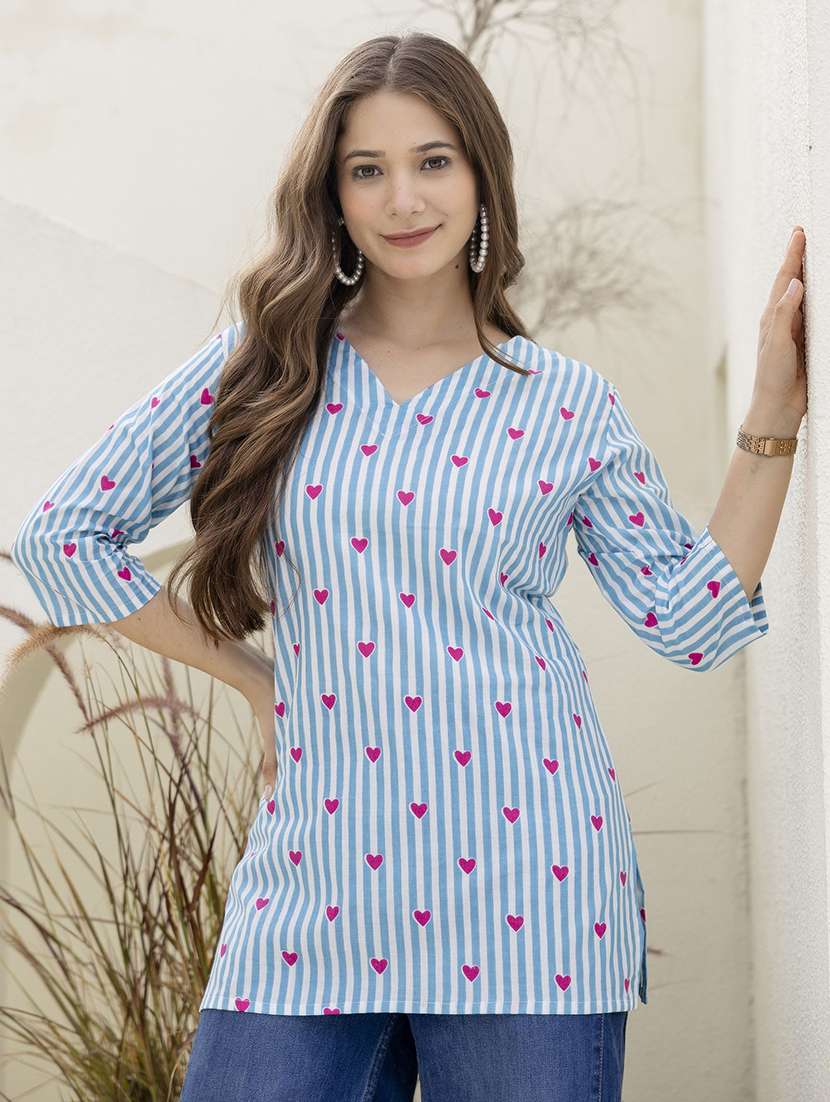 women printed three quarter sleeve straight kurti