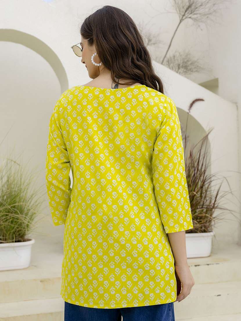 women printed three quarter sleeve straight kurti - 22527848 -  Standard Image - 2