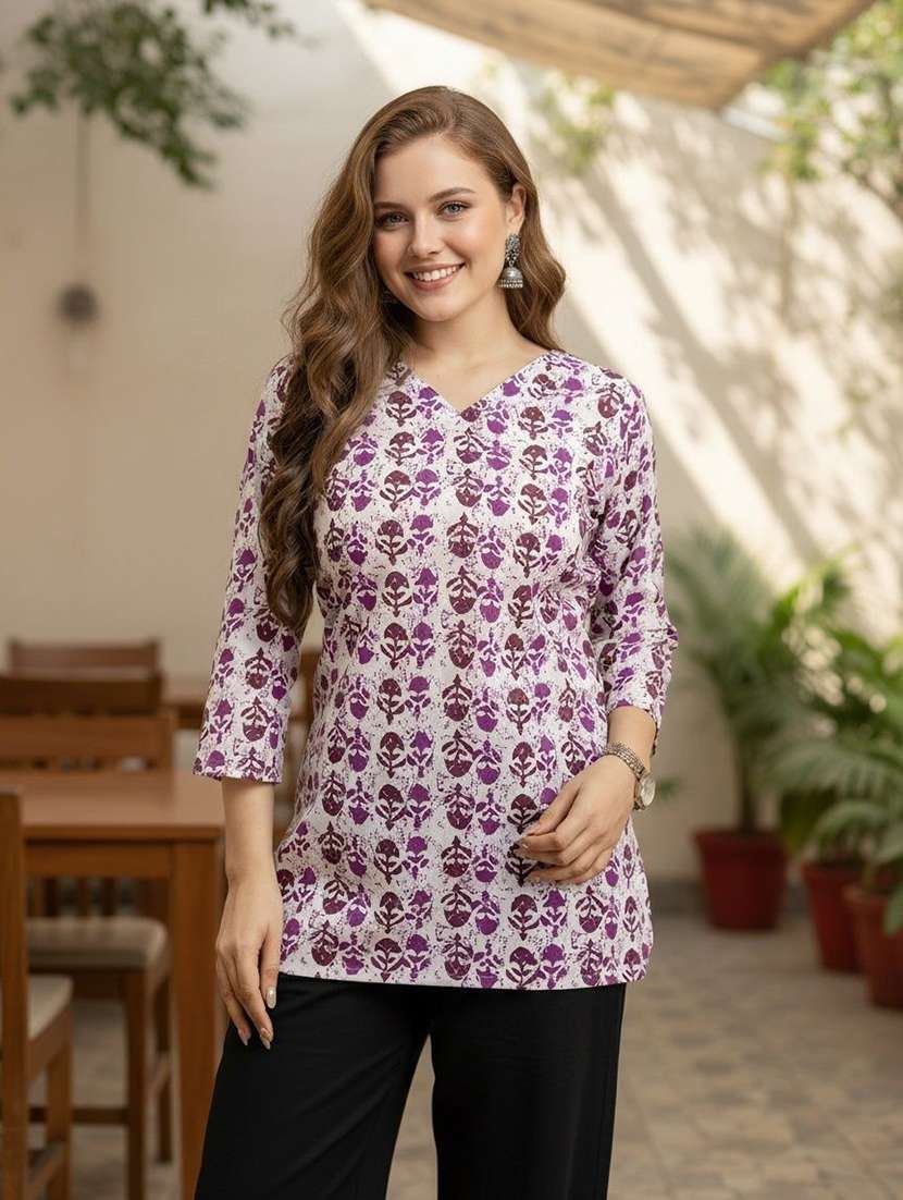 women printed three quarter sleeve straight kurti
