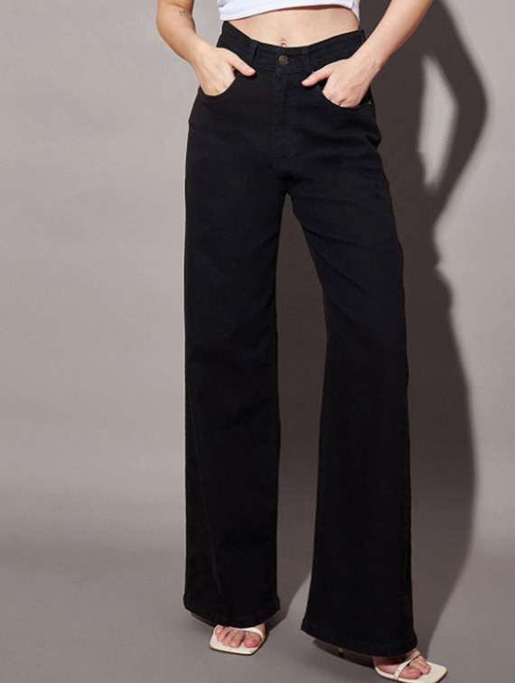 women solid mid rise wide leg jeans