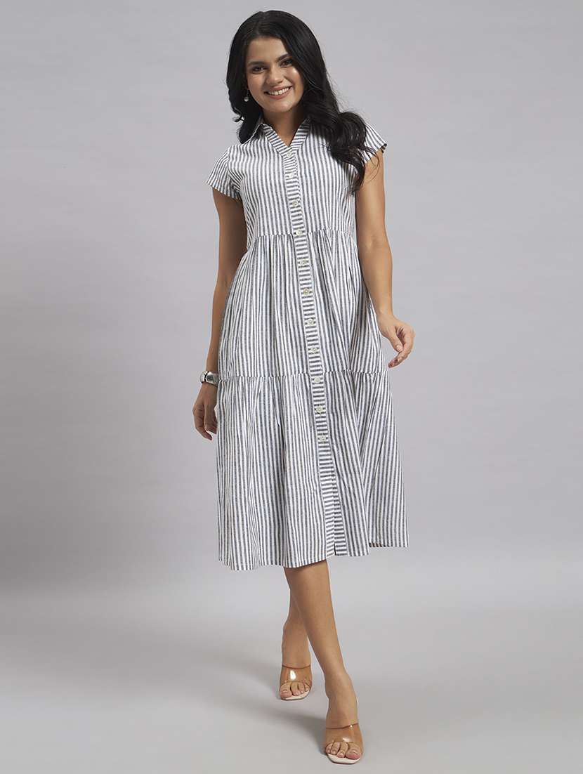 women printed cap sleeves tiered dress - 22528688 -  Standard Image - 2