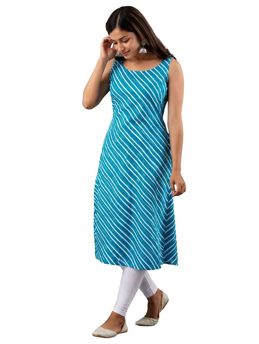 women printed sleeveless straight kurta