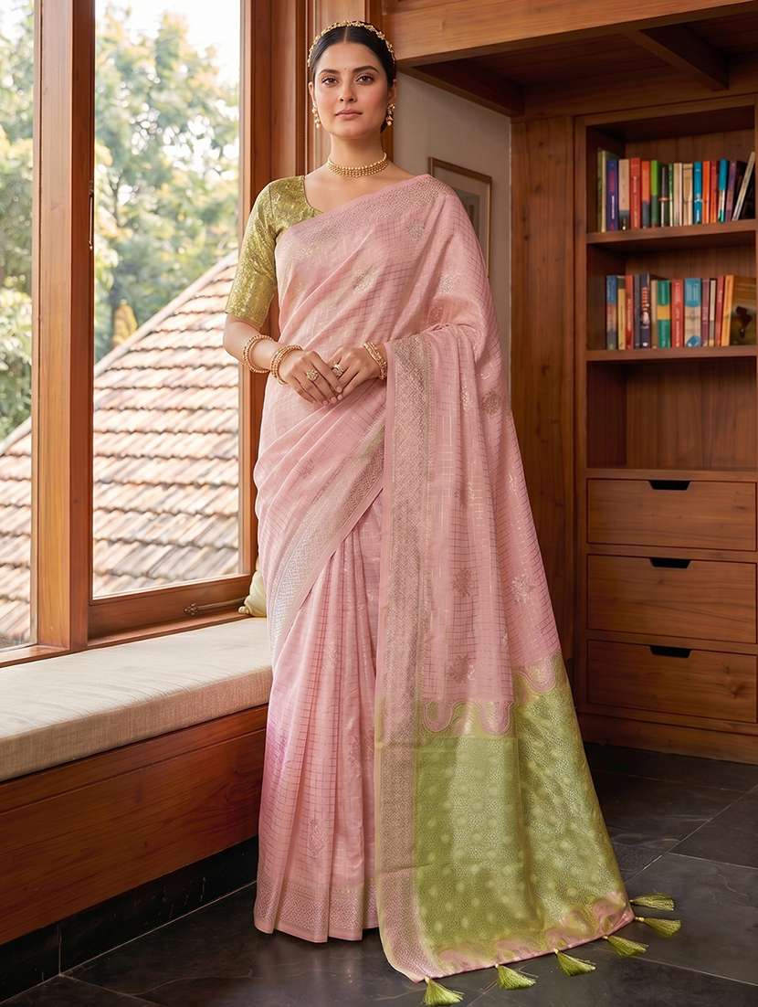 women self design banarasi saree with blouse