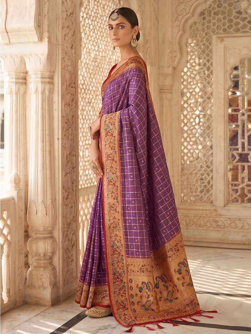 women self design banarasi saree with blouse - 22540125 -  Standard Image - 2