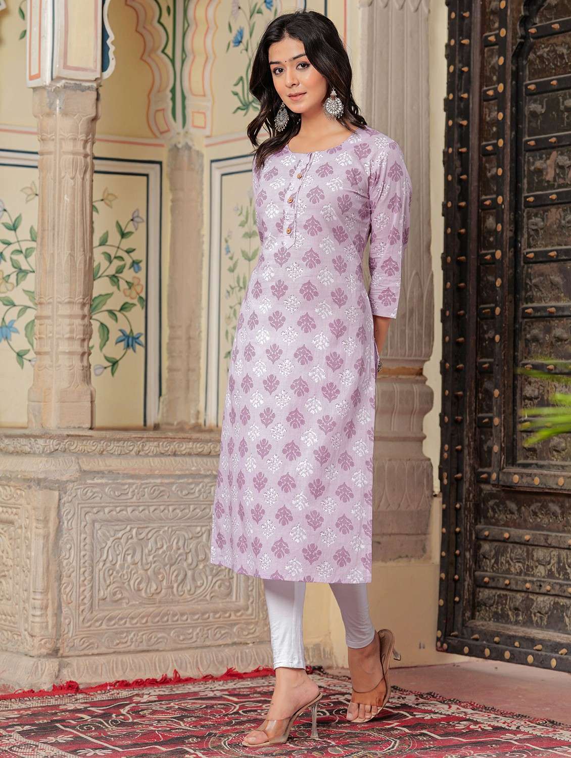 women printed three quarter sleeve straight kurta