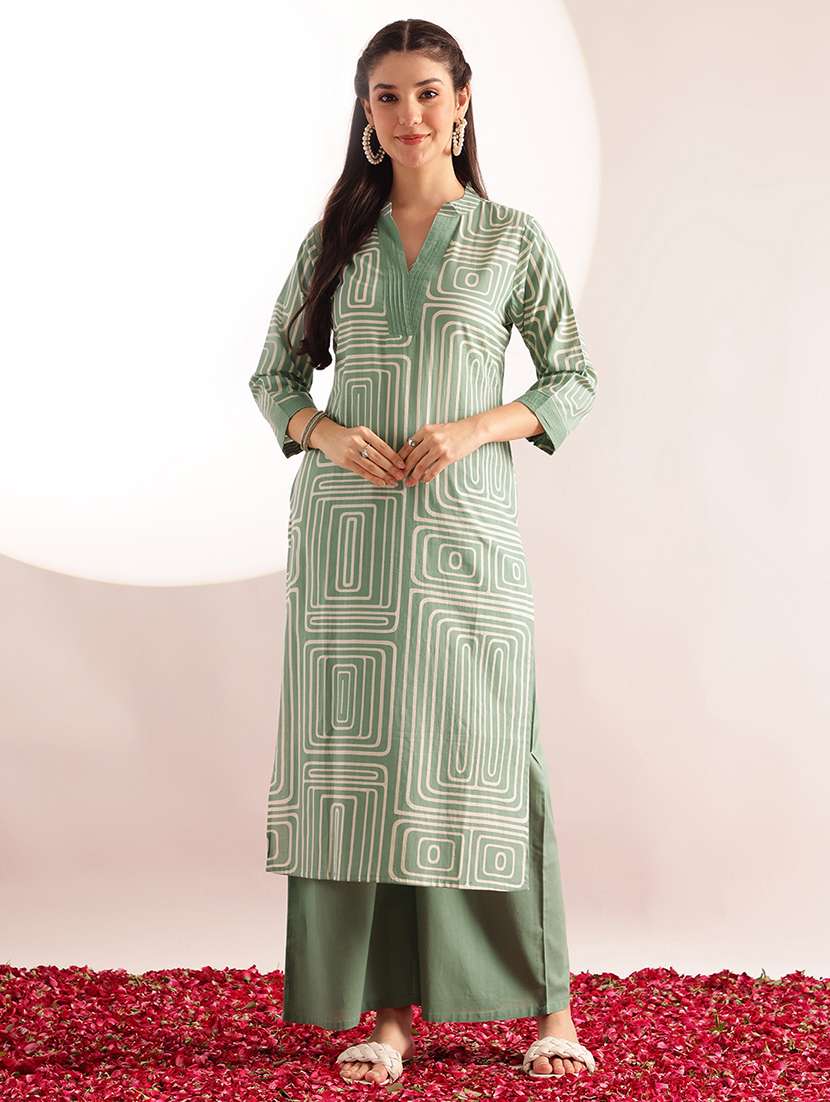 women printed three quarter sleeves kurta palazzo set - 22540457 -  Standard Image - 2