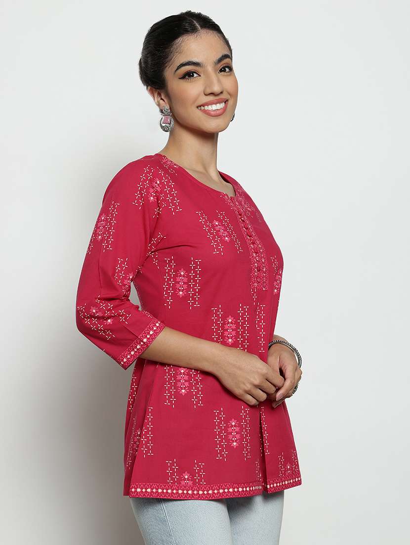 women printed three quarter sleeves staright kurti - 22540570 -  Standard Image - 2