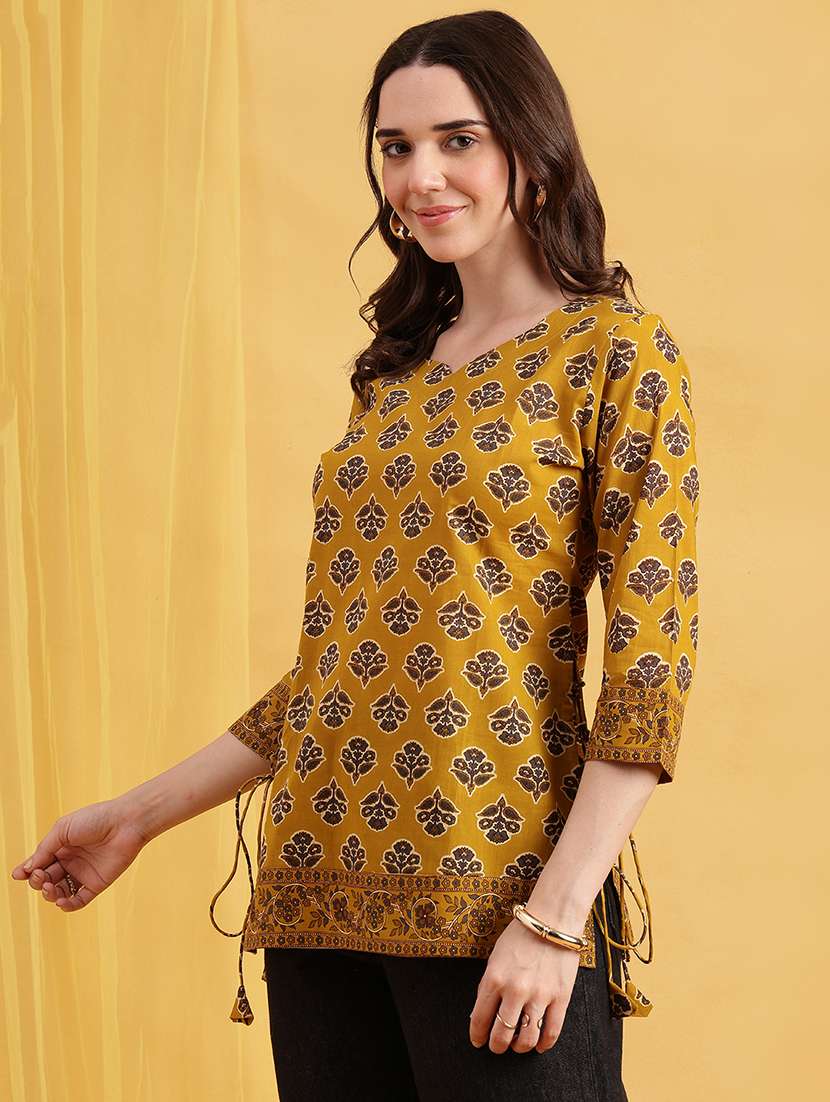 women printed three quarter sleeves straight kurti - 22540572 -  Standard Image - 2
