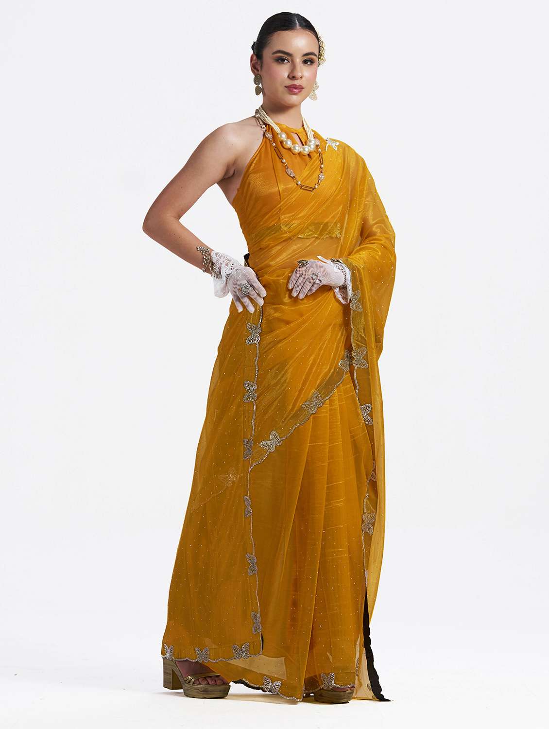 women solid with work embellished saree with blouse - 22540870 -  Standard Image - 2