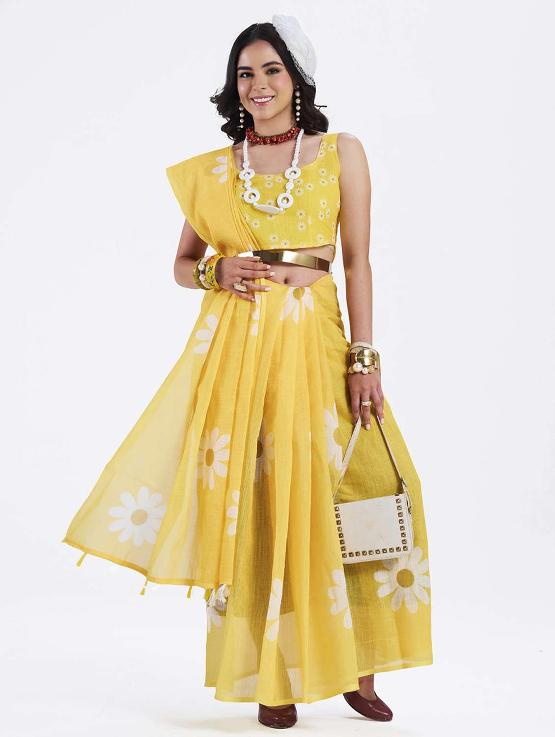 women printed casual wear saree with blouse