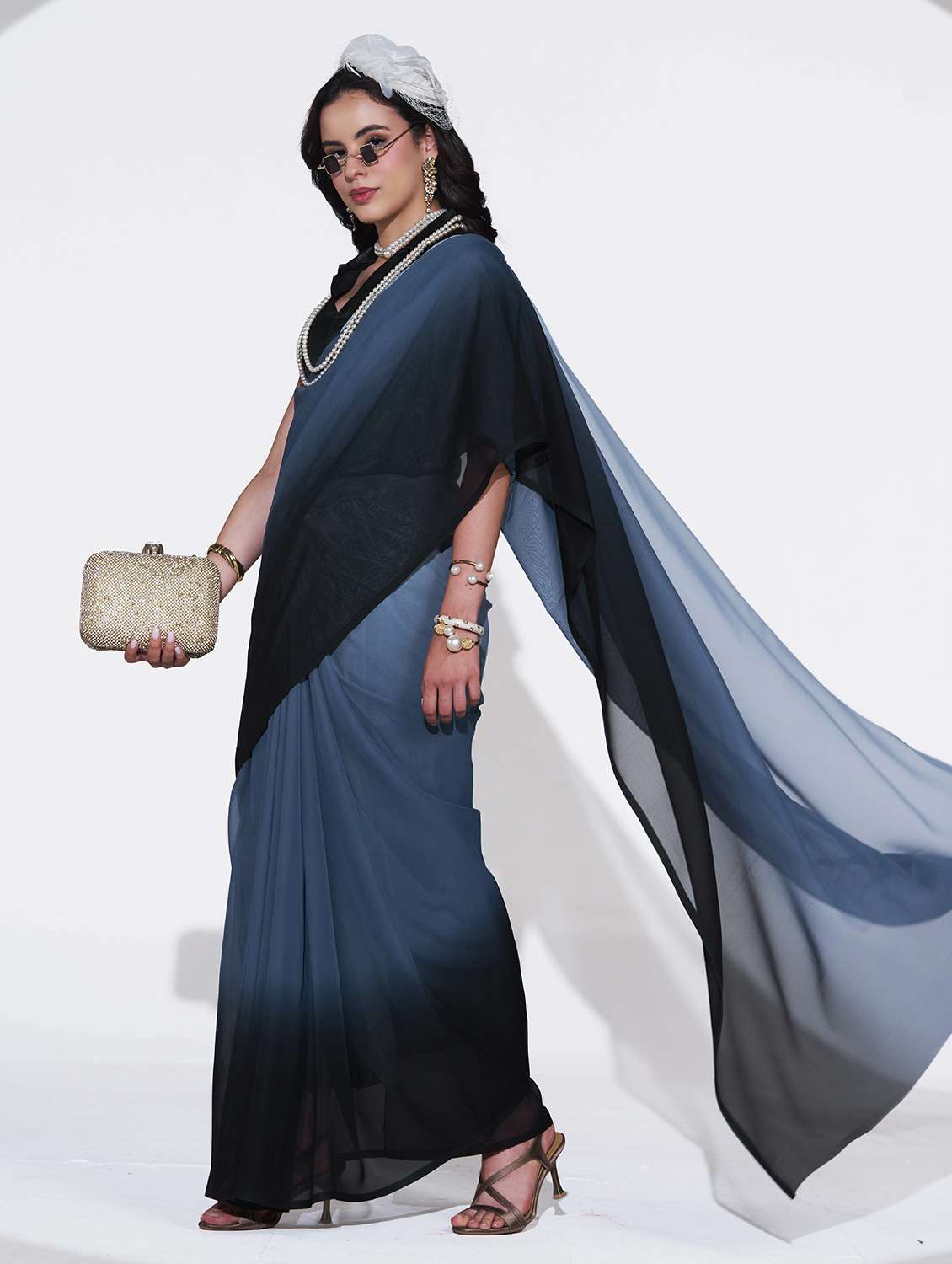 women printed casual wear saree with blouse - 22540925 -  Standard Image - 2
